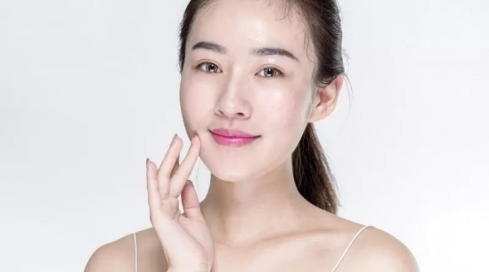 脸部毛孔粗大是什么原因