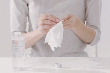 清爽不粘腻的水乳推荐