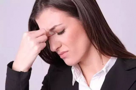 女性脸色发黄是什么原因
