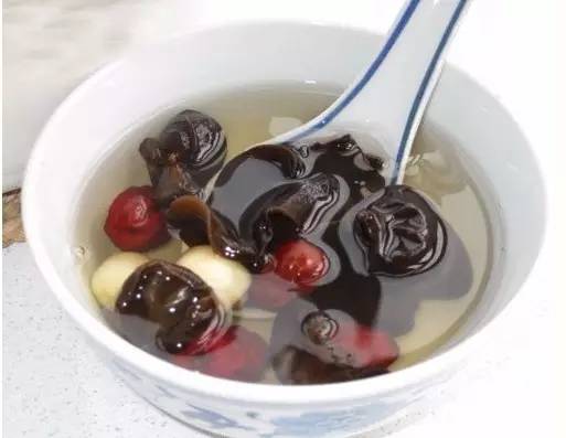 美白祛斑的食疗方法