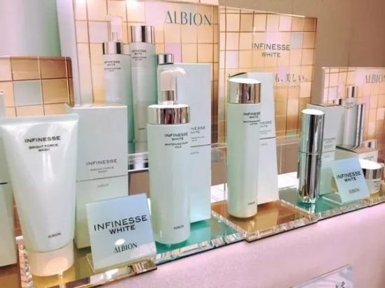 夏天用什么美白产品好