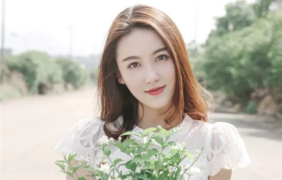 科颜氏淡斑精华敏感肌可以用吗