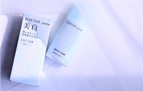 苏菲娜蓝蕾丝怎么样 苏菲娜蓝蕾丝好用吗
