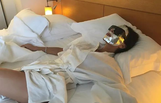 雅诗兰黛密集修护肌透面膜价格