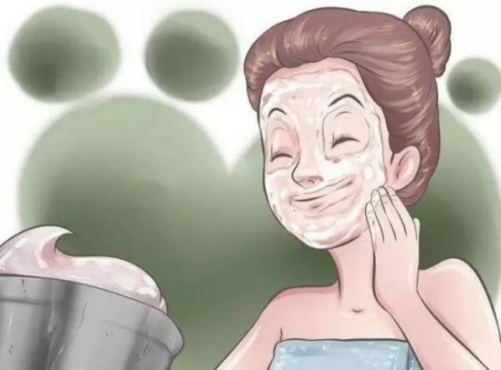 先抹眼霜还是乳液