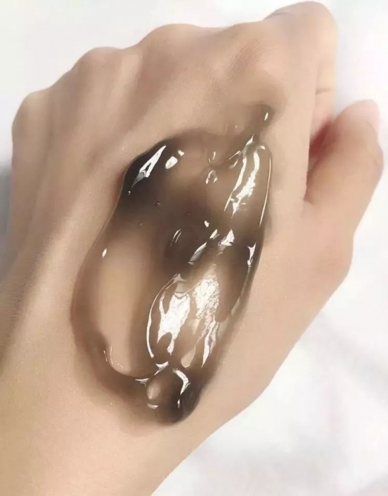 毛孔粗大用什么护肤品
