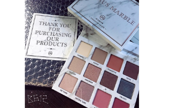 venus marble眼影试色 venus marble眼影妆容