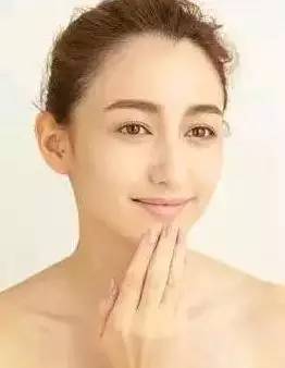 卸妆水的正确使用方法