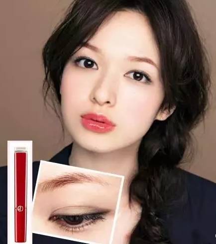 眼影口红颜色怎么选 眼影和口红的搭配
