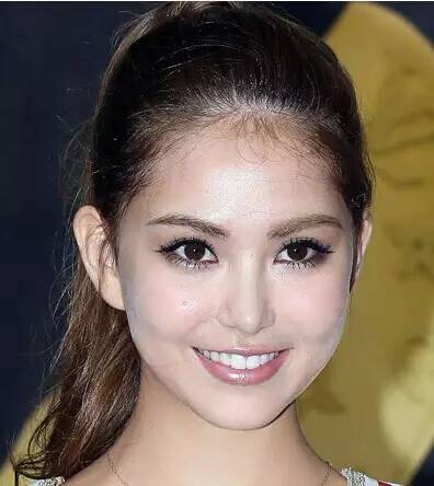 眉形的重要性  眉毛要是没画好就能毁了你整个妆容