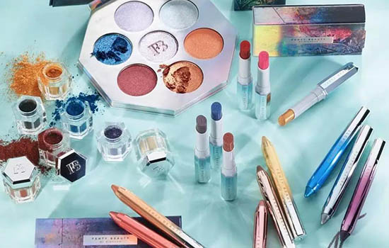 Fenty Beauty圣诞系列 Fenty Beauty银河系列