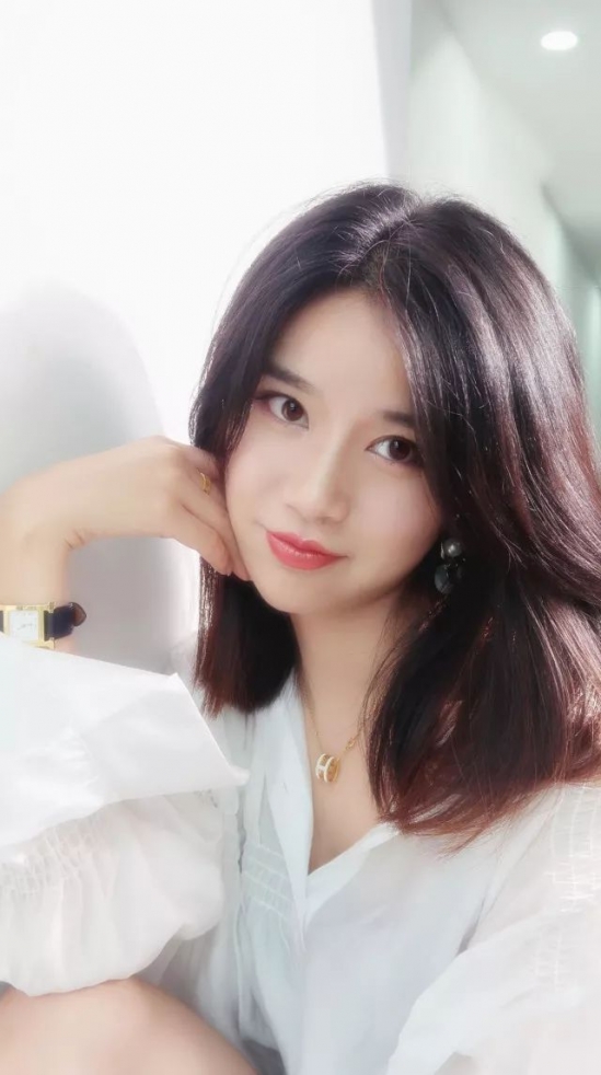 夏季适合什么颜色的口红颜色
