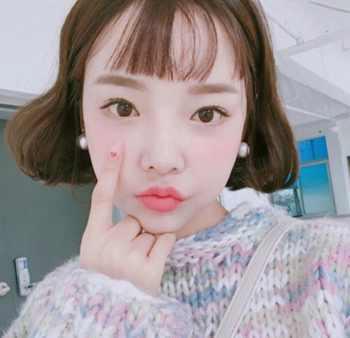 短发戴什么耳环好看 短发适合戴什么耳环