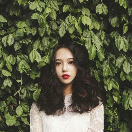 2024中长发发型图片欣赏 2024中长发最新发型女