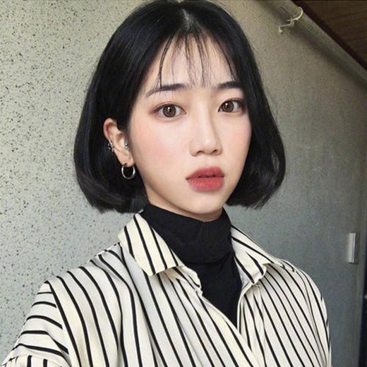 黑色短发女 黑色短发发型