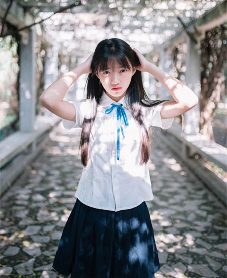学生发型女中长发韩版 学生中长发型