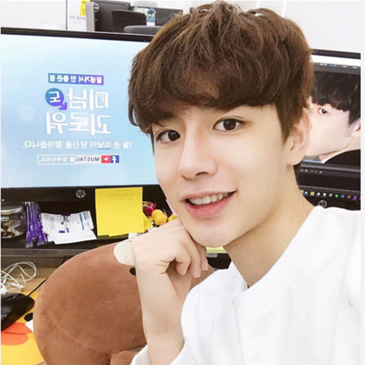 90后发型男潮流 90后男生发型大全