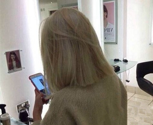 今年流行的短发发型图片女 流行的短发女生发型图片