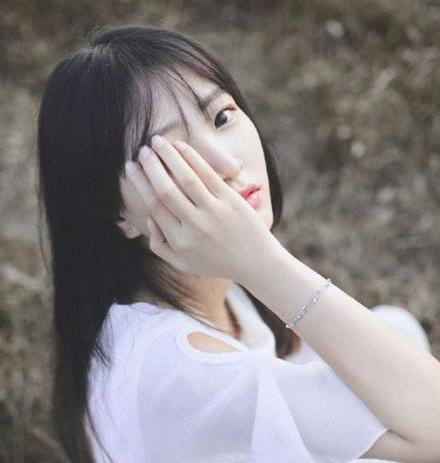 女学生发型中长发 女学生中发发型图片