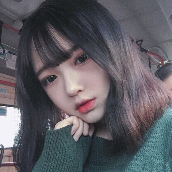 中短发发型 女生中短发型