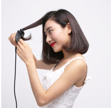 直发器怎么做卷发 直发夹板怎么弄卷发