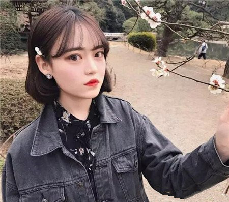 短发齐刘海图片 短头发齐刘海图片