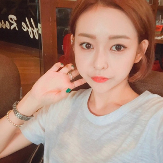 短发无刘海发型女 短发无刘海图片