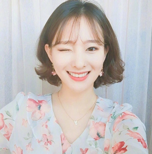什么发型适合抬头纹 有抬头纹适合什么发型