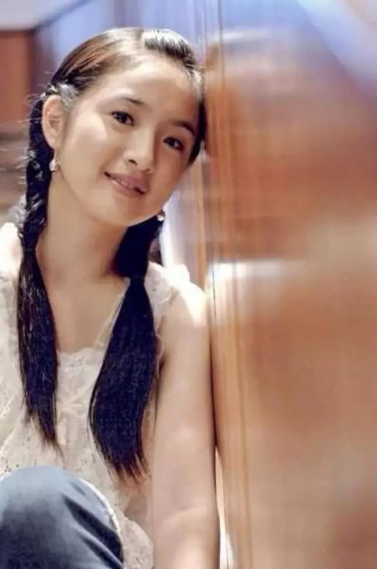 女生双马尾发型图片