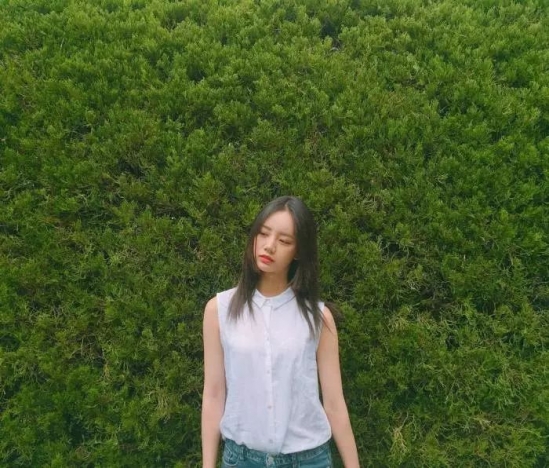 脸大的女生适合什么刘海