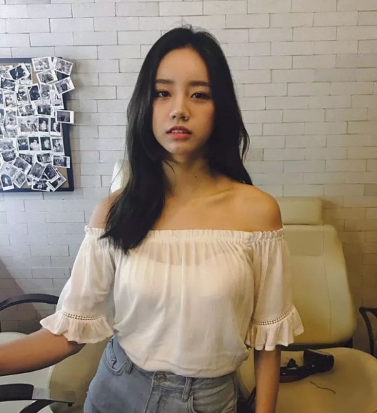 脸大的女生适合什么刘海