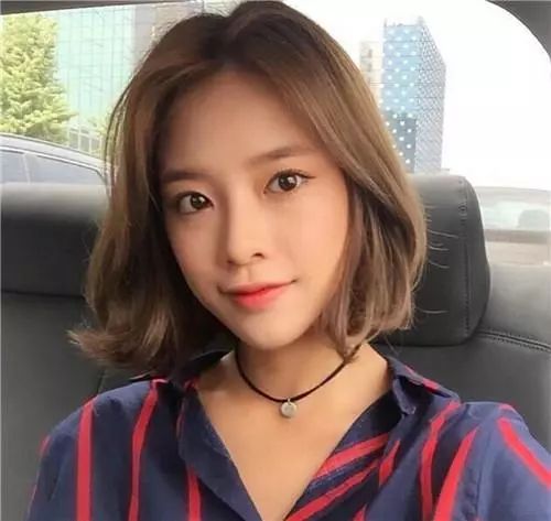 20岁女生适合什么发型