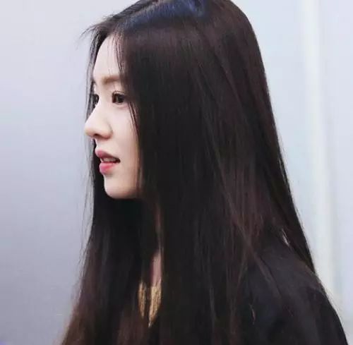 20岁女生适合什么发型