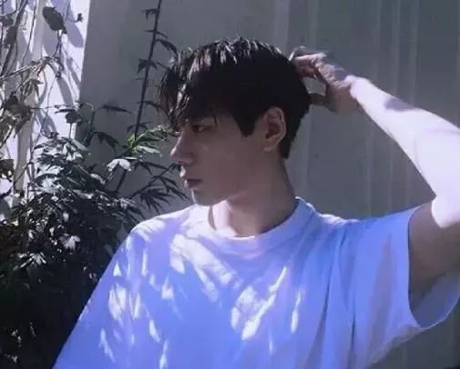 好看的男生发型