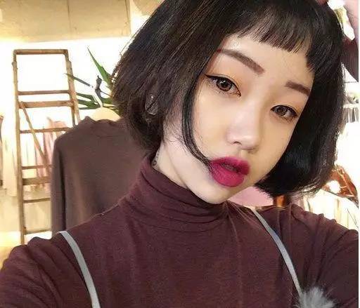 可爱的波波头发型