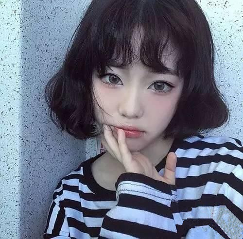 2024短卷发发型图片 2024短卷发最新发型女