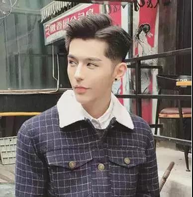 男生冬天留什么发型好看 现在男生流行什么发型