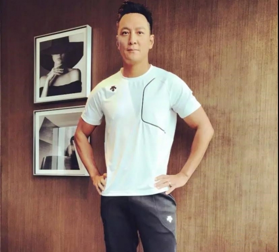怎么看自己是否脱发 怎么判断自己是不是脱发