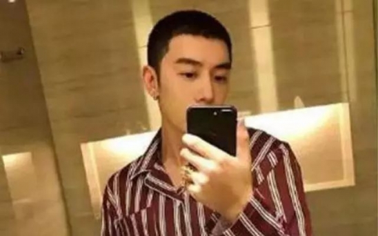 男生夏天适合剪什么发型