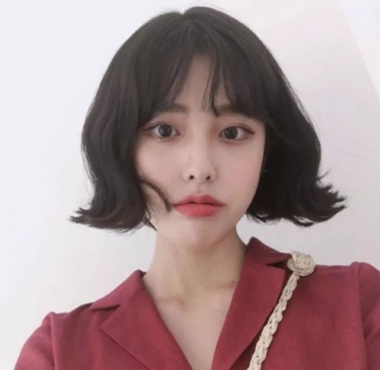 黑头发剪什么发型好看