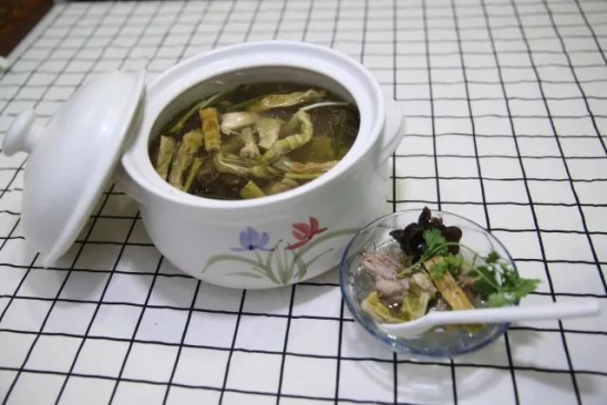 熬夜后吃什么食物好