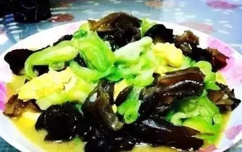木耳的功效与作用