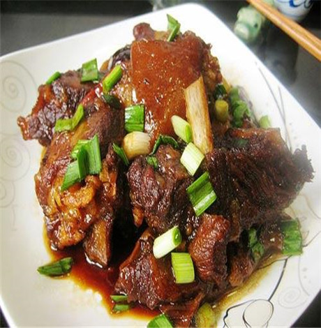 红烧羊肉的家常做法