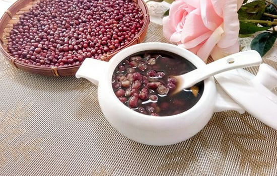 红豆薏米粥能当早餐吗 红豆薏米粥可以当早餐吃吗