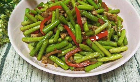 蒜苔炒肉怎么做好吃