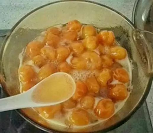 煮金桔止咳的做法 把它蒸熟给孩子吃咳嗽好得快