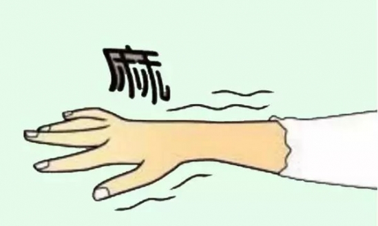 给宝宝喂奶的正确姿势 超好用的4种喂奶姿势介绍