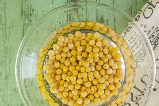 宝宝红米豆浆粥的做法 宝宝红米豆浆粥图文步骤介绍