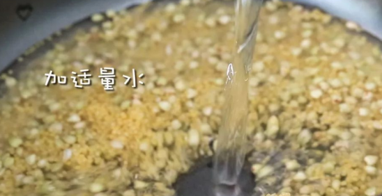 宝宝黄金小米饼的做法 换个吃法宝宝说不定爱上吃饭