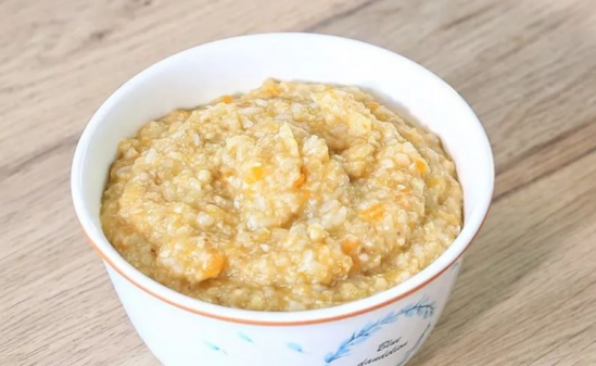 宝宝黄金小米饼的做法 换个吃法宝宝说不定爱上吃饭